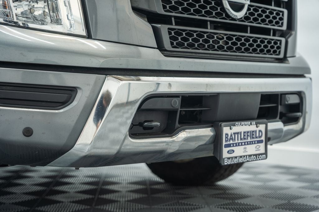 2022 Nissan Titan SV