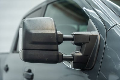 2022 Nissan Titan SV