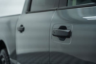 2022 Nissan Titan SV