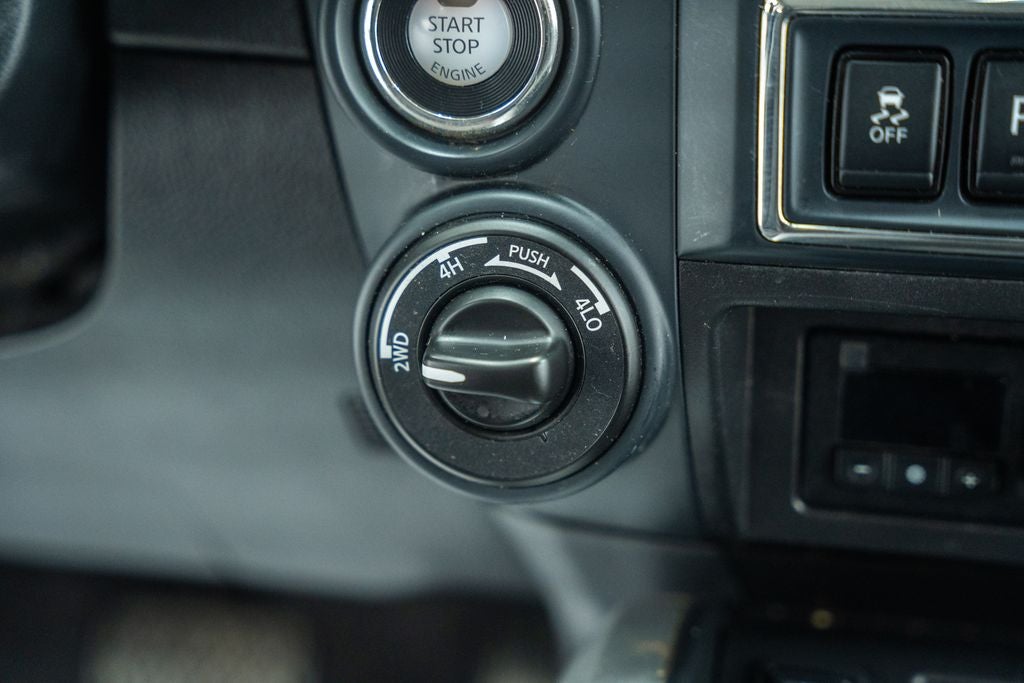 2022 Nissan Titan SV