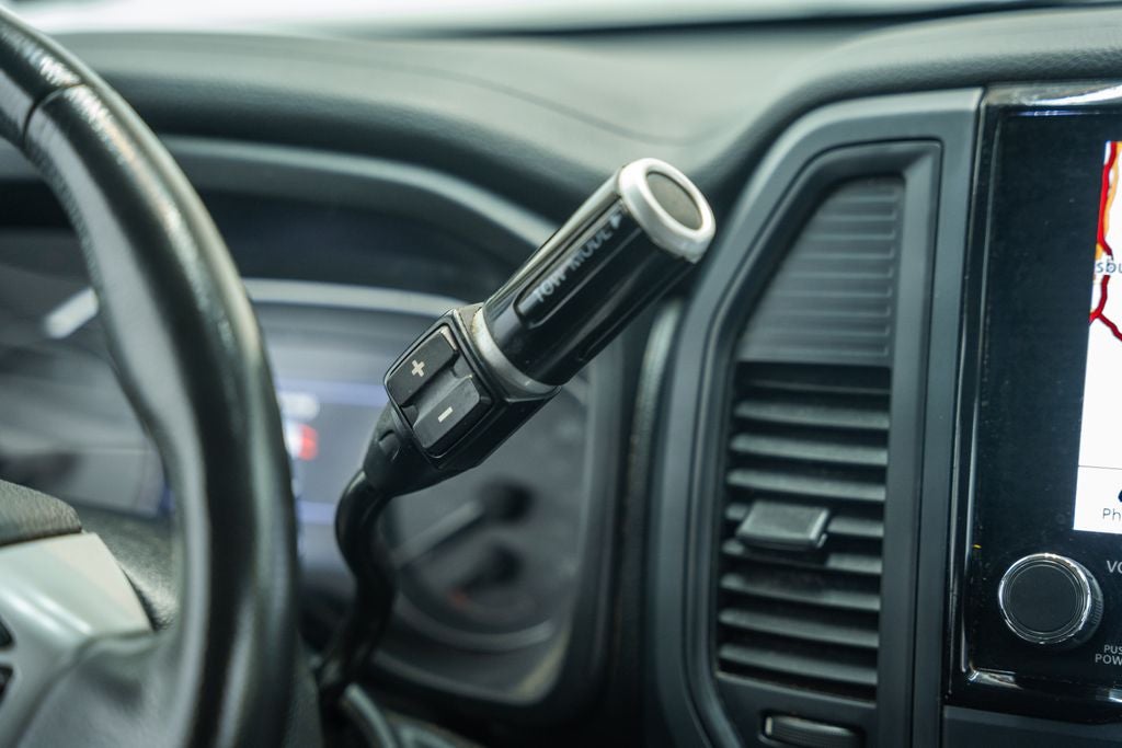 2022 Nissan Titan SV