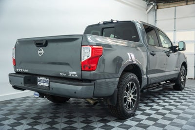 2022 Nissan Titan SV