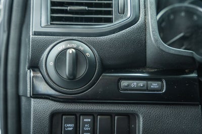 2022 Nissan Titan SV