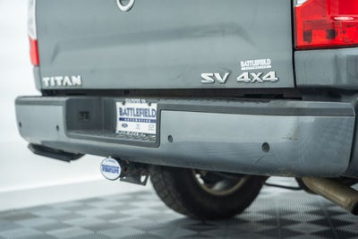 2022 Nissan Titan SV