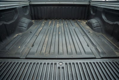 2022 Nissan Titan SV