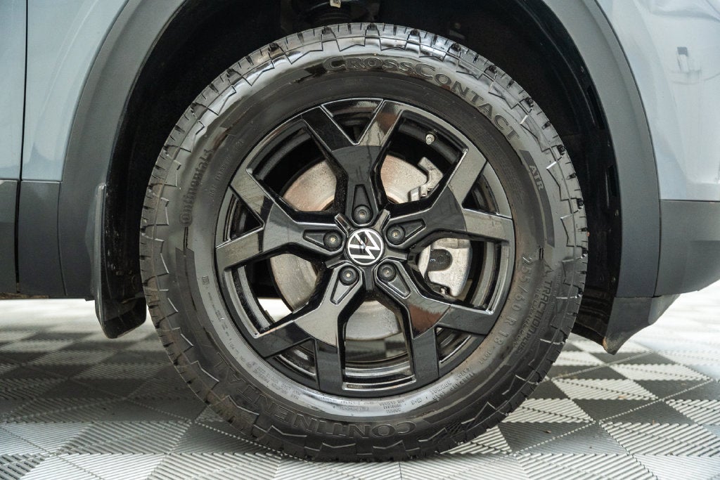 2025 Volkswagen Atlas 2.0T Peak Edition