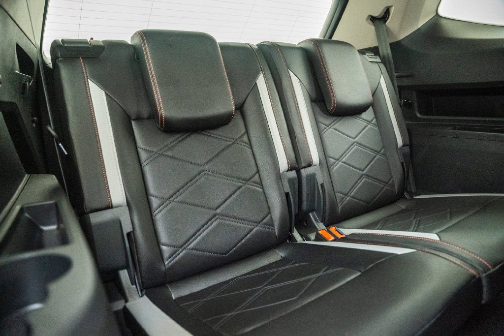 2025 Volkswagen Atlas 2.0T Peak Edition