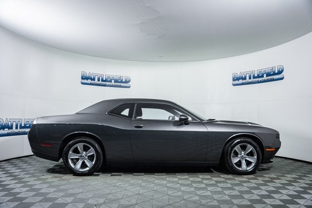 2015 Dodge Challenger SXT