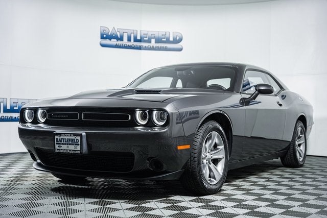 2015 Dodge Challenger SXT