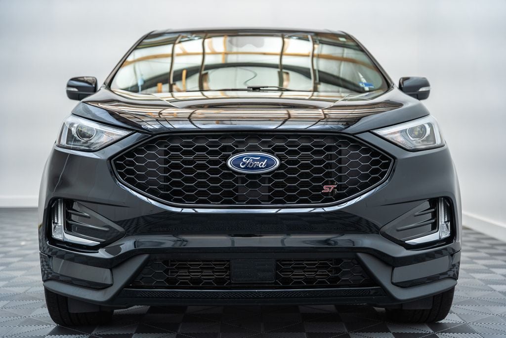 2023 Ford Edge ST