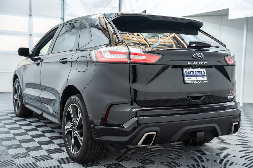 2023 Ford Edge ST