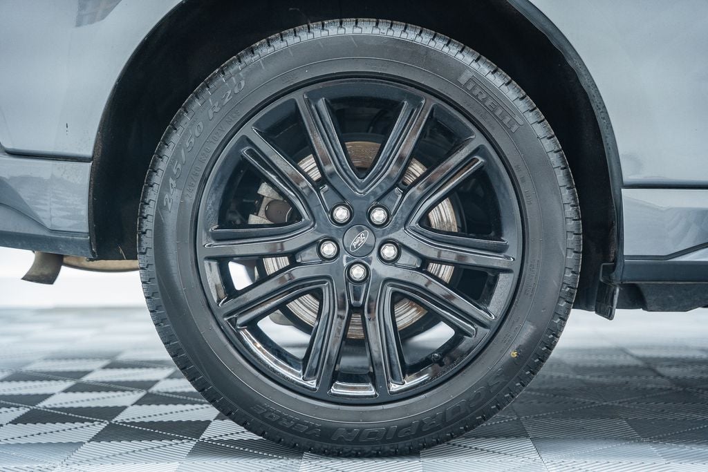 2022 Ford Edge ST Line