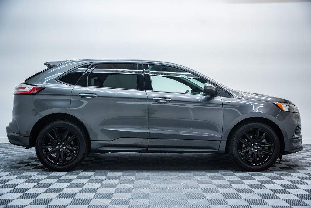2022 Ford Edge ST Line