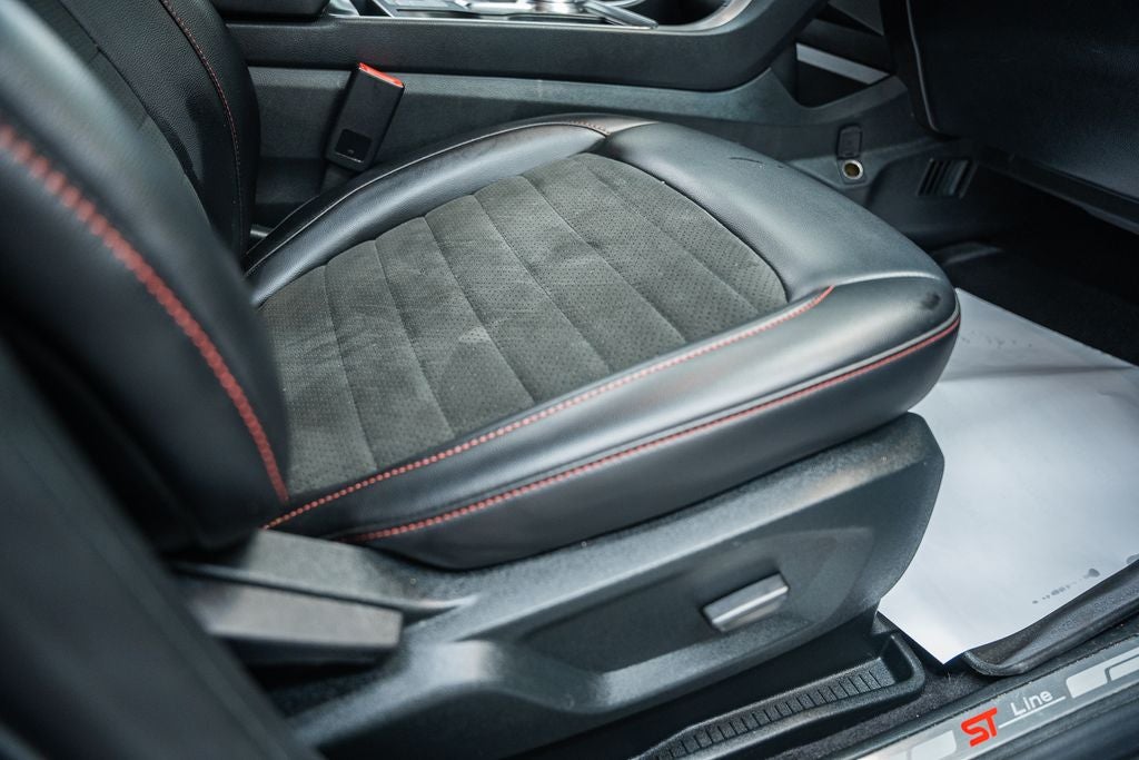 2022 Ford Edge ST Line