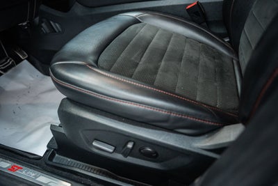 2022 Ford Edge ST Line