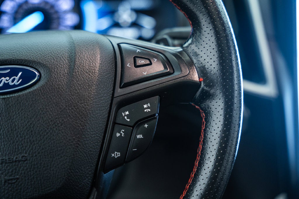 2022 Ford Edge ST Line