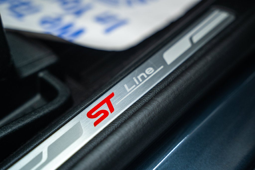 2022 Ford Edge ST Line