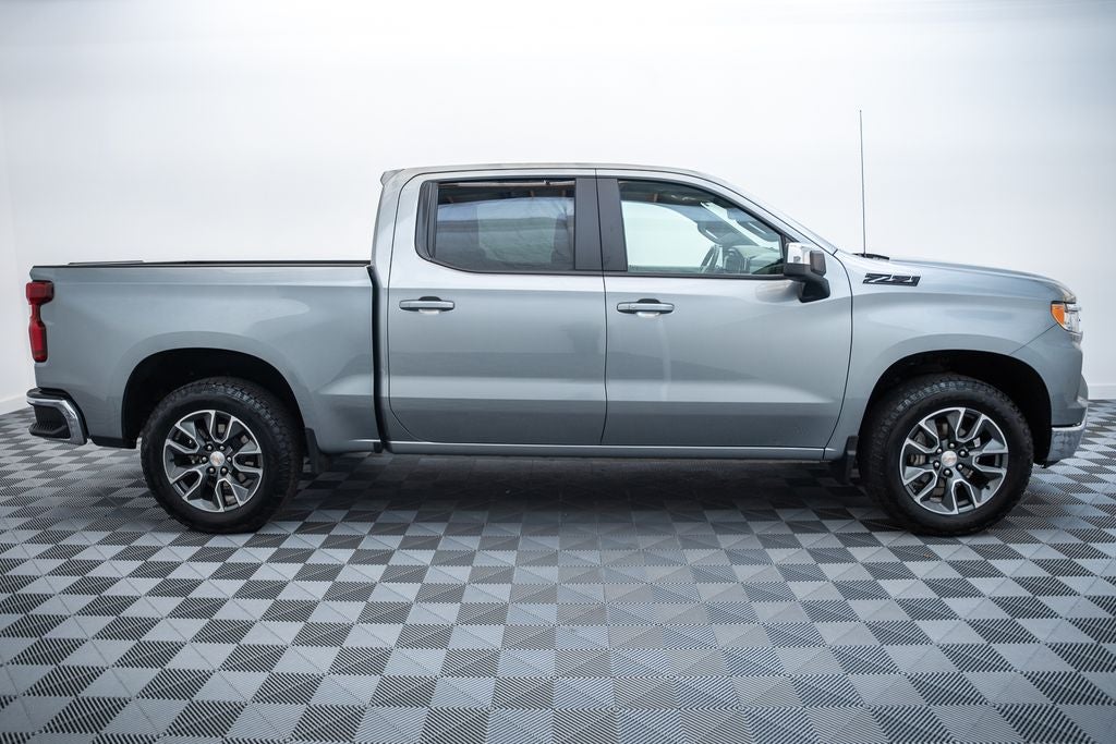 2025 Chevrolet Silverado 1500 LT LT1