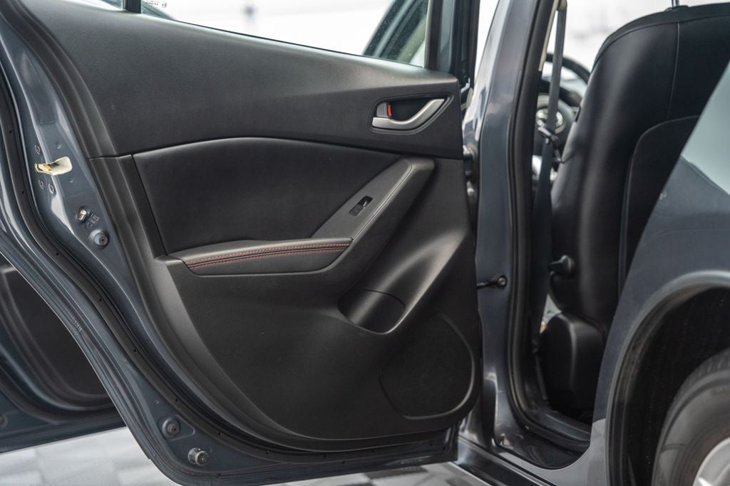 2015 Mazda Mazda3 i Grand Touring