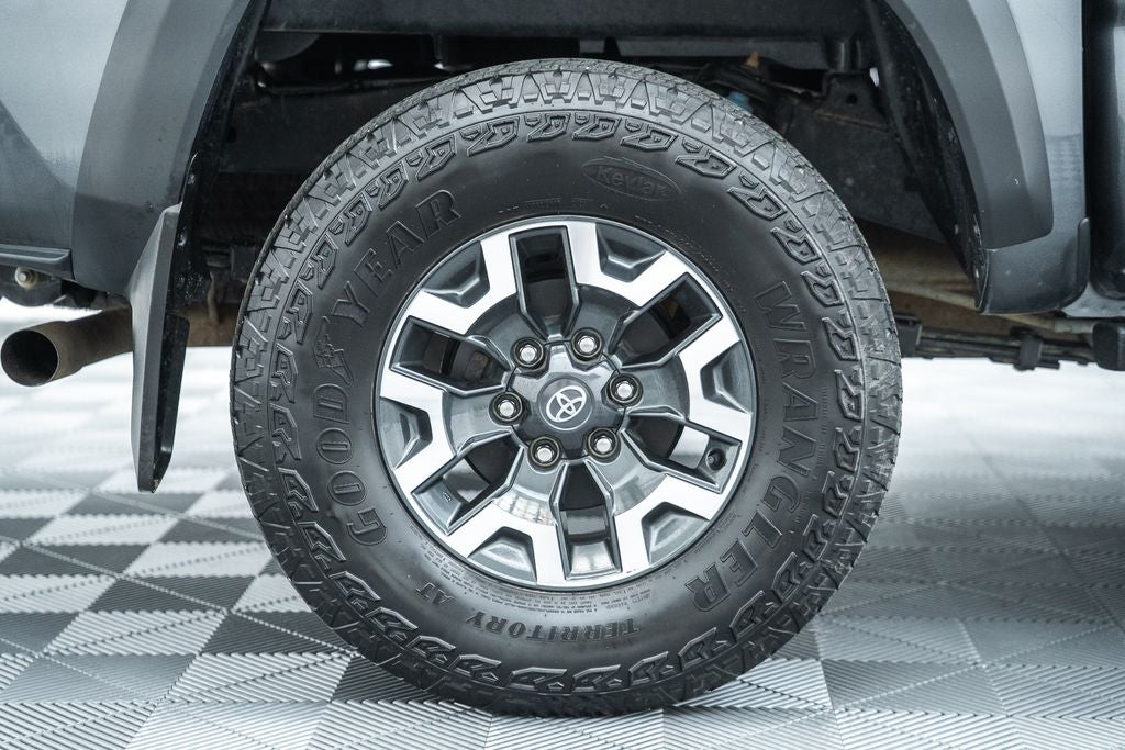 2023 Toyota Tacoma TRD Off-Road V6