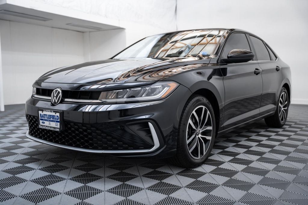 2025 Volkswagen Jetta 1.5T SE