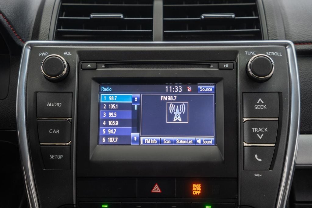 2017 Toyota Camry SE