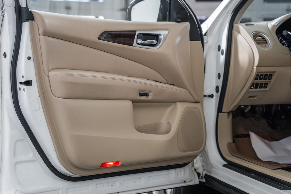 2015 Nissan Pathfinder Platinum