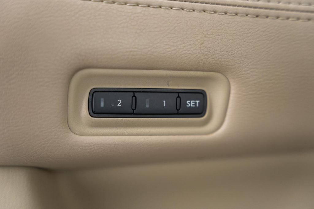 2015 Nissan Pathfinder Platinum