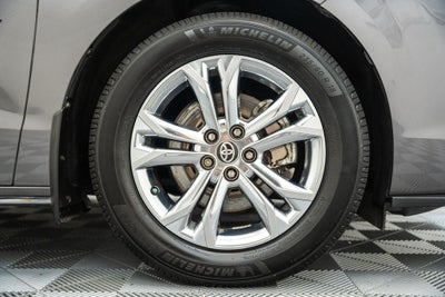 2022 Toyota Sienna XSE 7 Passenger