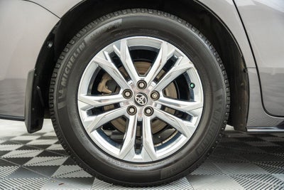2022 Toyota Sienna XSE 7 Passenger