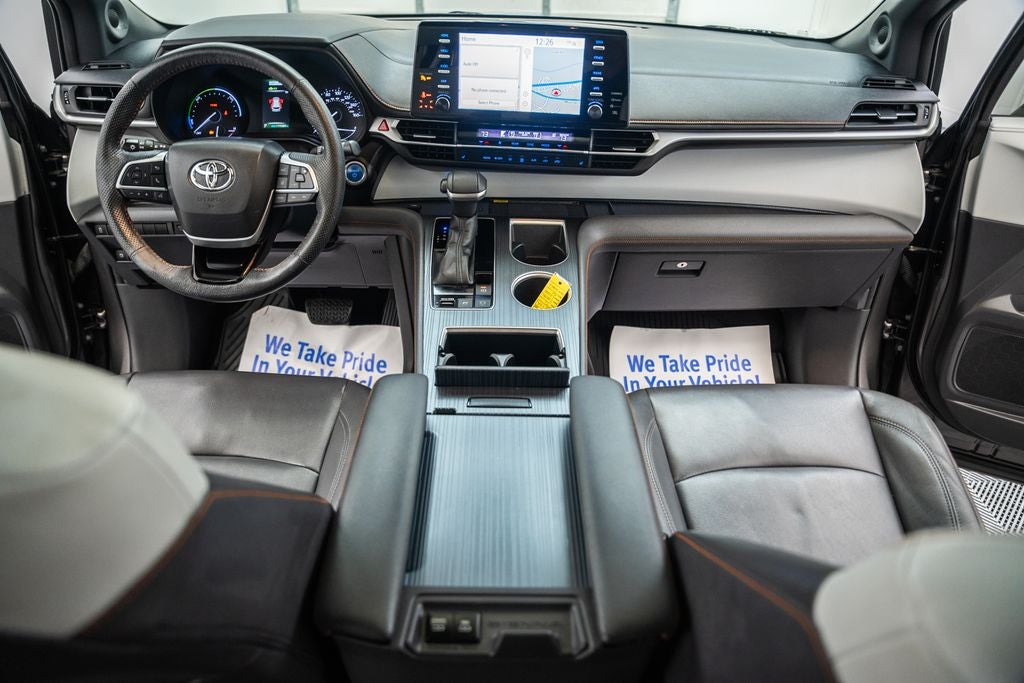 2022 Toyota Sienna XSE 7 Passenger
