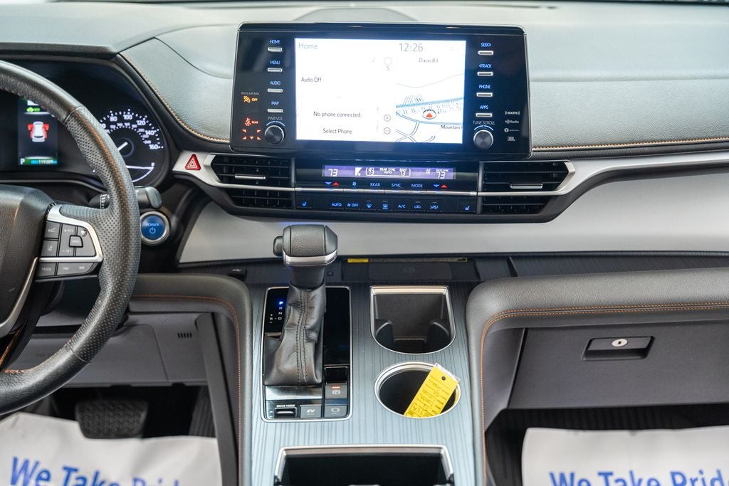 2022 Toyota Sienna XSE 7 Passenger