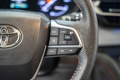2022 Toyota Sienna XSE 7 Passenger