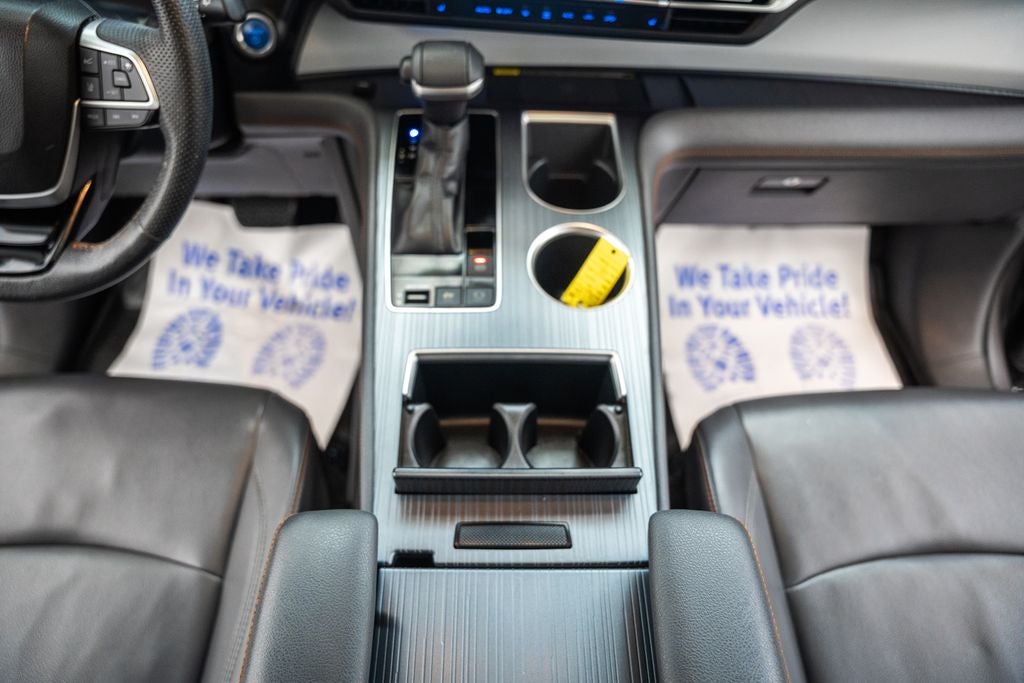 2022 Toyota Sienna XSE 7 Passenger