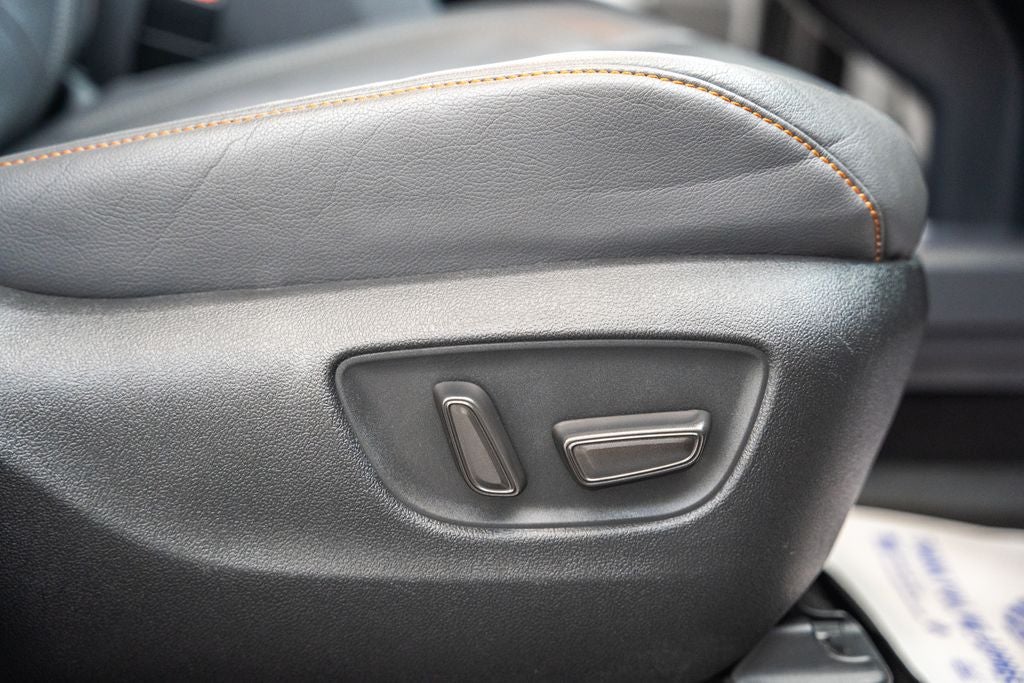 2022 Toyota Sienna XSE 7 Passenger