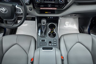 2026 Toyota Highlander XLE