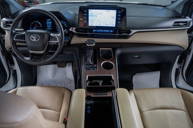 2023 Toyota Sienna XLE 7 Passenger