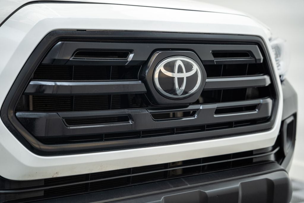 2018 Toyota Tacoma SR