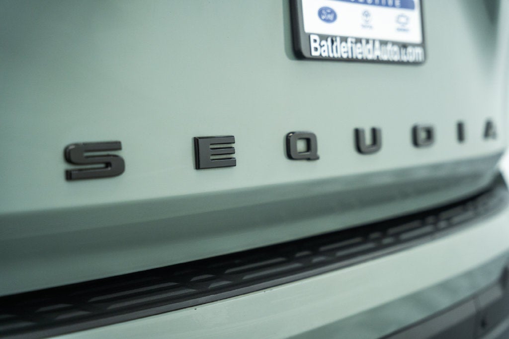 2024 Toyota Sequoia SR5