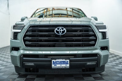 2024 Toyota Sequoia SR5