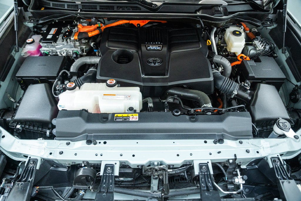 2024 Toyota Sequoia SR5