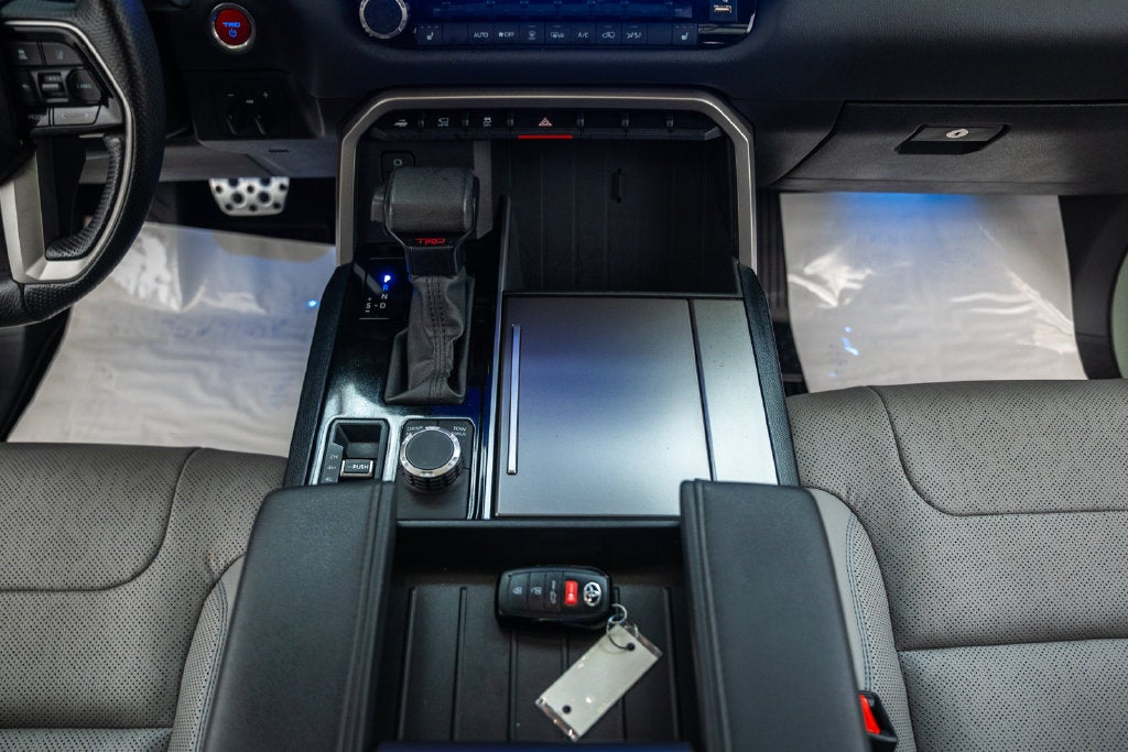 2024 Toyota Sequoia SR5