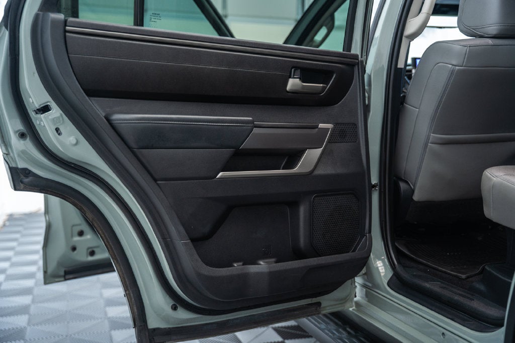 2024 Toyota Sequoia SR5