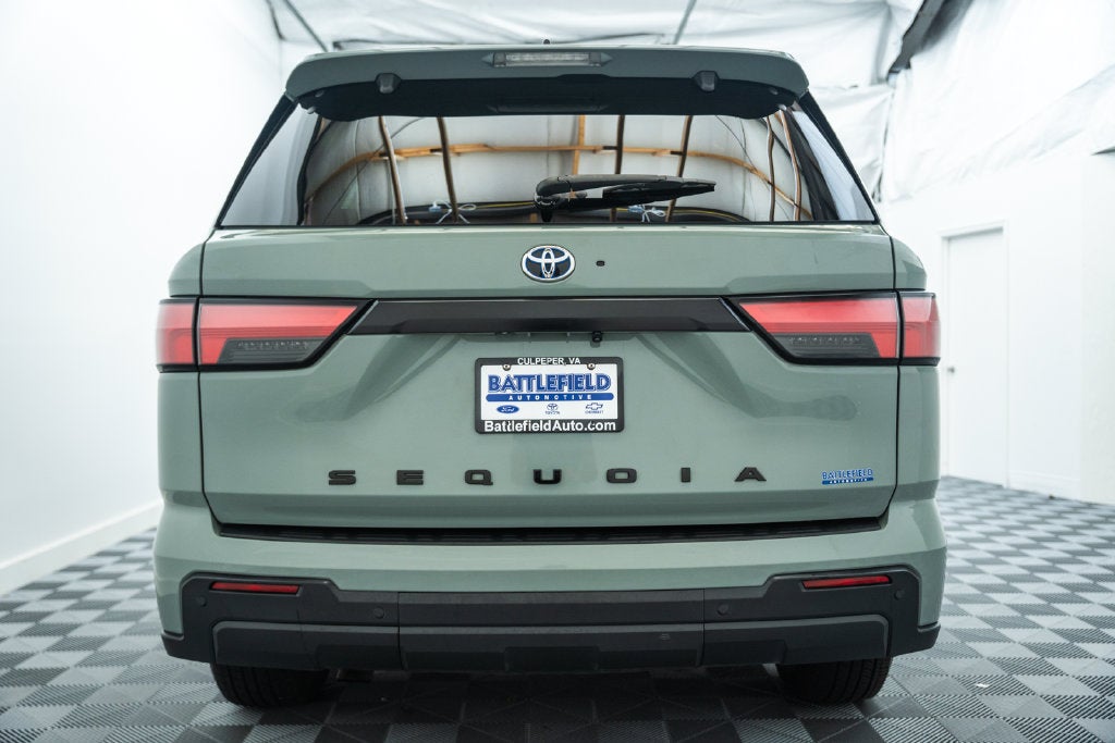 2024 Toyota Sequoia SR5