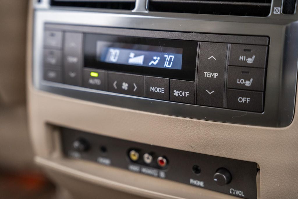 2011 Lexus LX 570