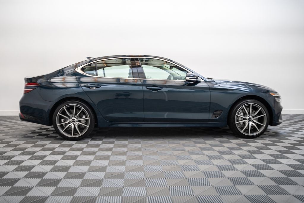 2025 Genesis G70 2.5T