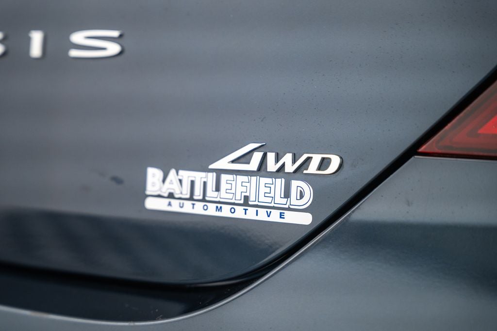 2025 Genesis G70 2.5T