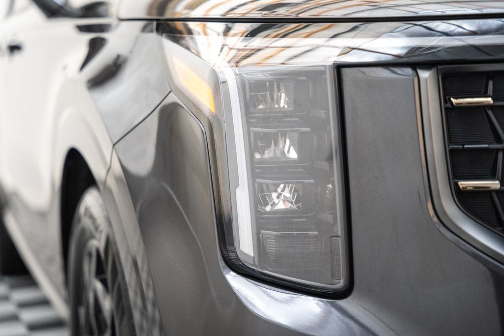 2025 Kia Carnival SX