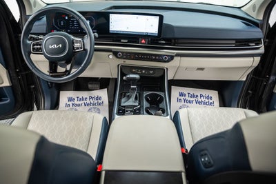 2025 Kia Carnival SX