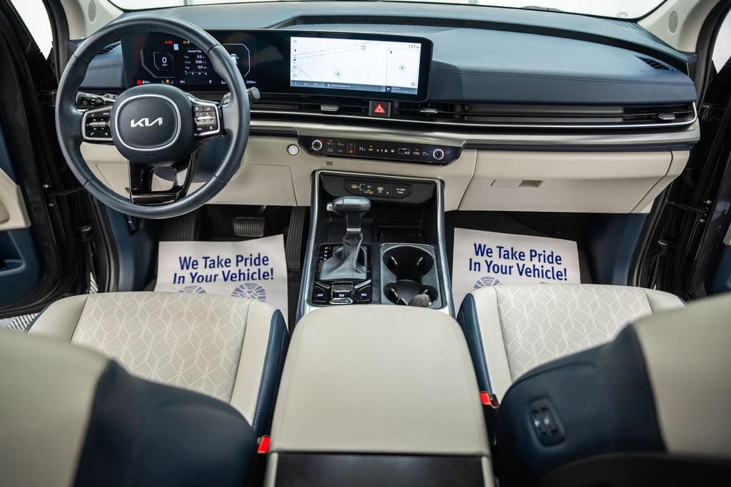 2025 Kia Carnival SX